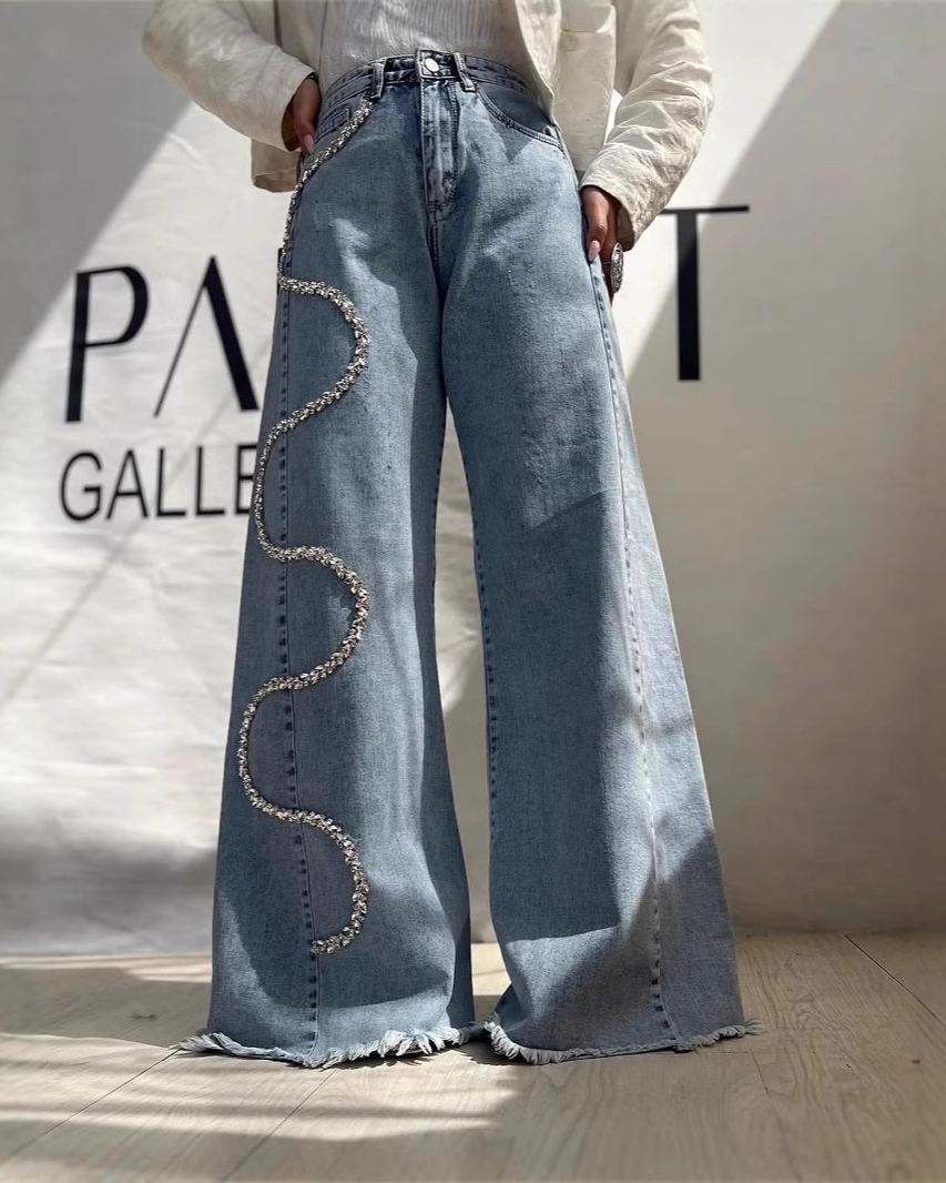 Trendy Rhinestone Straight Jeans