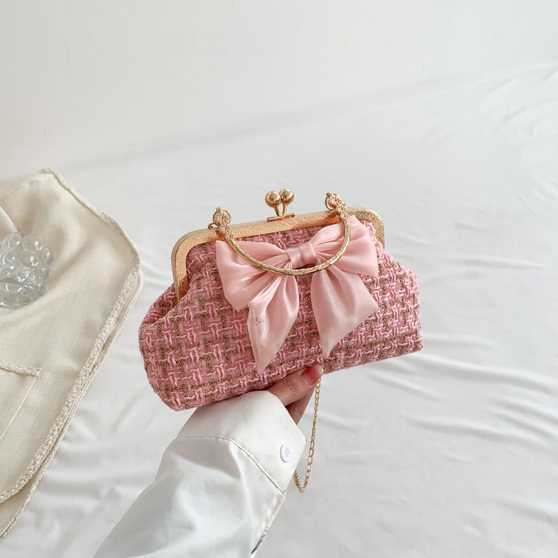 Chic Bow Frame Clutch