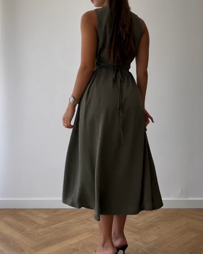 Solid Color Sleeveless Slim Dress